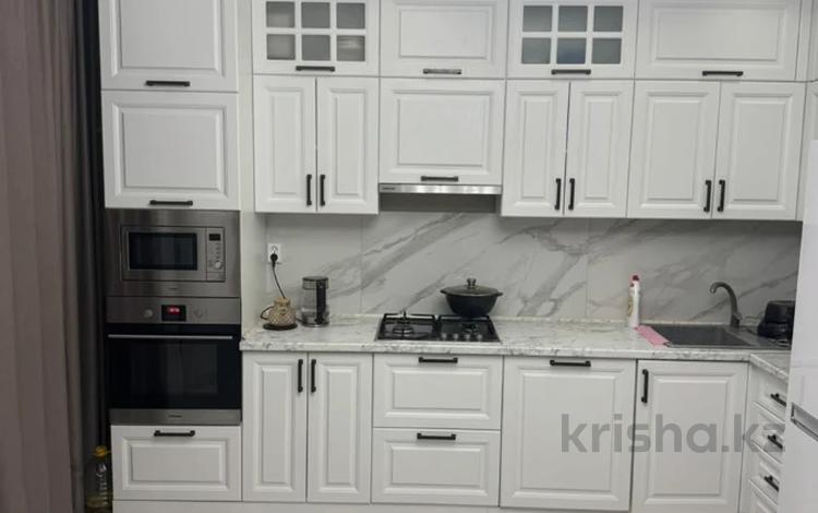 3-бөлмелі пәтер · 116.8 м² · 3/5 қабат, Центральная 19/2, бағасы: 70 млн ₸ в Костанае — фото 2