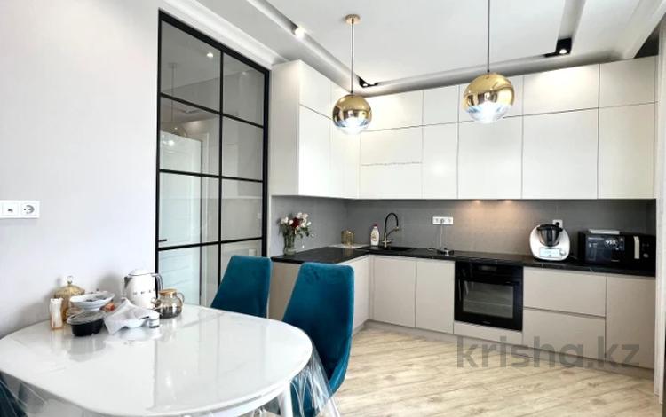 2-комнатная квартира · 60 м² · 12/15 этаж, Райымбека за 54 млн ₸ в Алматы, Алмалинский р-н — фото 2