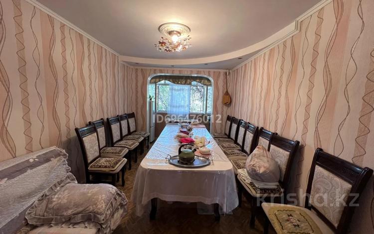 2-бөлмелі пәтер · 43.6 м² · 3/5 қабат, 4 микрорайон салтанат 1/2, бағасы: 15 млн ₸ в Таразе — фото 2