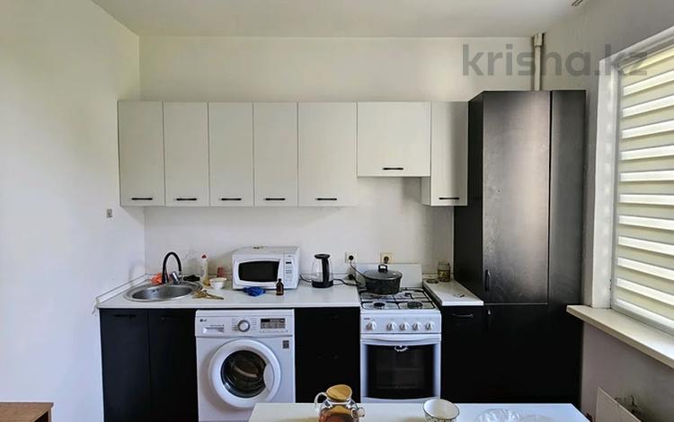 1-комнатная квартира · 40 м² · 4/6 этаж, мкр Кокжиек — ВОЗЛЕ ШКОЛЫ! за 19.5 млн ₸ в Алматы, Жетысуский р-н — фото 2