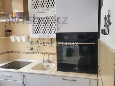 3-комнатная квартира · 61 м² · 2/5 этаж, Майкудук, 14й микрорайон 4 за 14 млн 〒 в Караганде, Алихана Бокейханова р-н