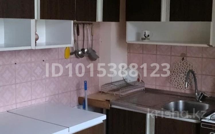 3-бөлмелі пәтер · 72 м² · 4/8 қабат, Көктем-1 ш/а., Мкр Коктем 1 8 — КазГУ, бағасы: 400 000 ₸ в Алматы, Бостандыкский р-н — фото 2
