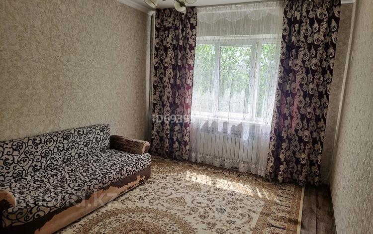 2-бөлмелі пәтер, 59 м², 5/9 қабат ай сайын, мкр Аксай-2 35, бағасы: 230 000 〒 в Алматы, Ауэзовский р-н — фото 2