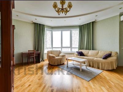 2-комнатная квартира, 60 м², 10 этаж помесячно, Туркестан 10 за 230 000 〒 в Астане, Есильский р-н