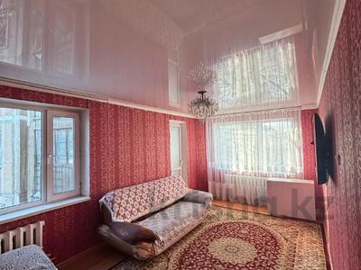 3-комнатная квартира · 55 м² · 2/5 этаж, ул. Чокана Уалиханова за 12.3 млн 〒 в Темиртау