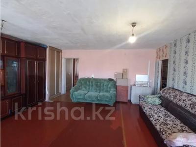 2-комнатная квартира · 56 м² · 3/5 этаж, Ленинградская за 8 млн 〒 в Шахтинске