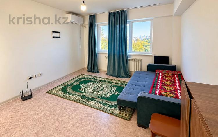 1-комнатная квартира · 50 м² · 9/9 этаж, мкр Шугыла — Пр. Алатау - пр. Улугбека за 180 000 ₸ в Алматы, Наурызбайский р-н — фото 2