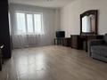 1-комнатная квартира · 50 м² · 11/17 этаж, Богенбай батыра 56 за 250 000 ₸ в Астане, р-н Байконур — фото 3
