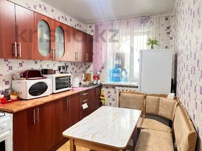2-комнатная квартира, 48 м², 3/3 этаж, Ульянова за 15.4 млн 〒 в Бишкуле