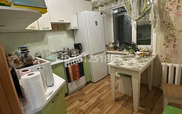 3-комнатная квартира · 56.9 м² · 4/5 этаж, Лермонтова 90 — Район манакбай базара за 20 млн ₸ в Павлодаре — фото 2