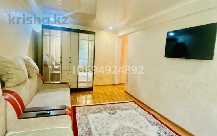 1-комнатная квартира · 30 м² · 1/5 этаж, Сатпаева 22/2 за 10 000 ₸ в Усть-Каменогорске — фото 2