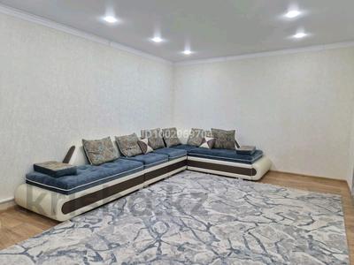 Продажа домов и дачи в Западно-Казахстанской обл.: Часть дома · 3 комнаты · 118 м² · 5 сот., Бекзат сатарханова 35 — Ориентир за 30 млн 〒 Часть дома · 3 комнаты · 118 м² · 5 сот., Бекзат сатарханова 35 — Ориентир за 30 млн 〒 в Аксае