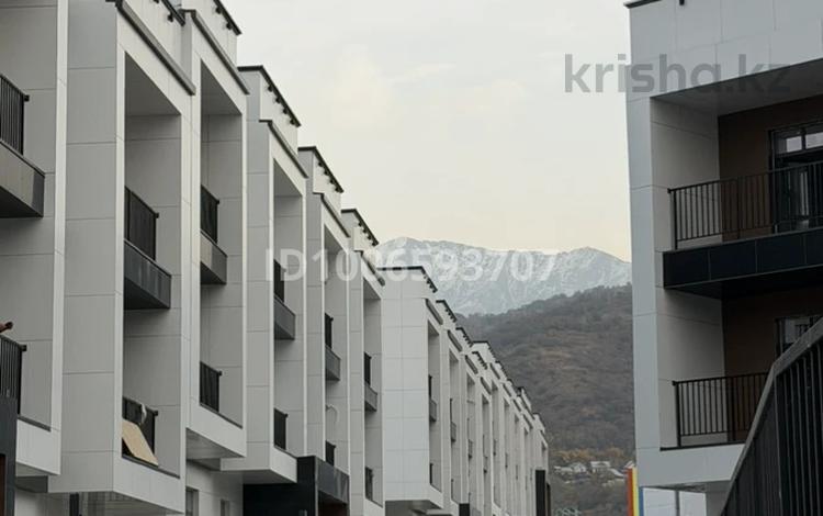 4-комнатная квартира · 156 м² · 3/3 этаж, мкр Нур Алатау, Какимбека Салыкова 40 — Рядом школа Тамос за 99 млн ₸ в Алматы, Бостандыкский р-н — фото 2