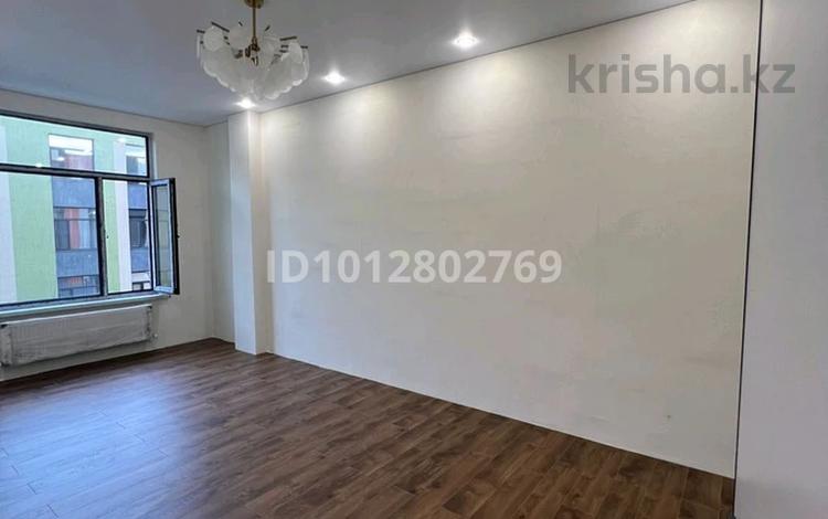 2-бөлмелі пәтер · 57.8 м² · 2/3 қабат, Аубакирова 12/45а, бағасы: 29 млн ₸ в  — фото 2
