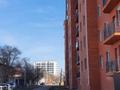 2-комнатная квартира, 58 м², 2/7 этаж, Ильяса Жансугурова 6 за 25 млн 〒 в Атырау — фото 8