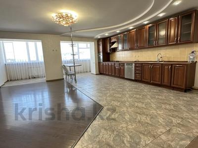4-комнатная квартира · 200 м² · 4/5 этаж, мкр 5, Есет Батыра 108б за ~ 64.9 млн ₸ в Актобе