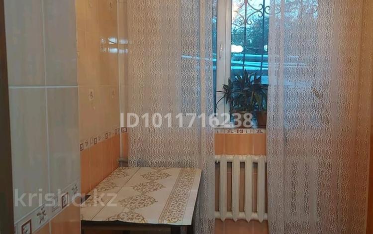 4-комнатная квартира · 76 м² · 1/5 этаж, Алдиярова 72 за 150 000 ₸ в Шымкенте, Енбекшинский р-н — фото 2