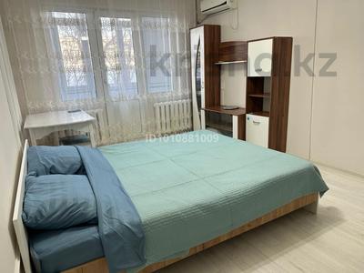 1-бөлмелі пәтер · 40 м² · 2/5 қабат, Телецентр 7 — Сатпаева, бағасы: 10 000 ₸ в Таразе