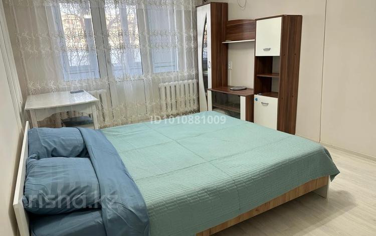 1-бөлмелі пәтер · 40 м² · 2/5 қабат, Телецентр 7 — Сатпаева, бағасы: 10 000 ₸ в Таразе — фото 2