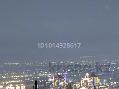 Отдельный дом · 8 комнат · 300 м² · 8 сот., мкр Каменское плато, Минздрав 9 — Оспанова - Ладушкина за 260 млн ₸ в Алматы, Медеуский р-н