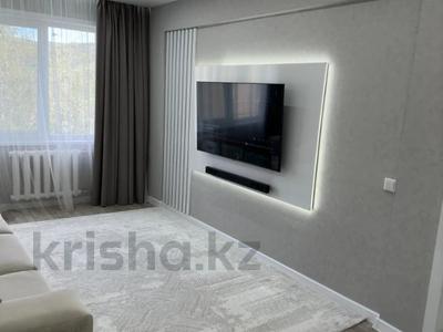 4-комнатная квартира · 86.2 м² · 5/5 этаж, Льва Толстого 17 за 37.8 млн 〒 в Усть-Каменогорске