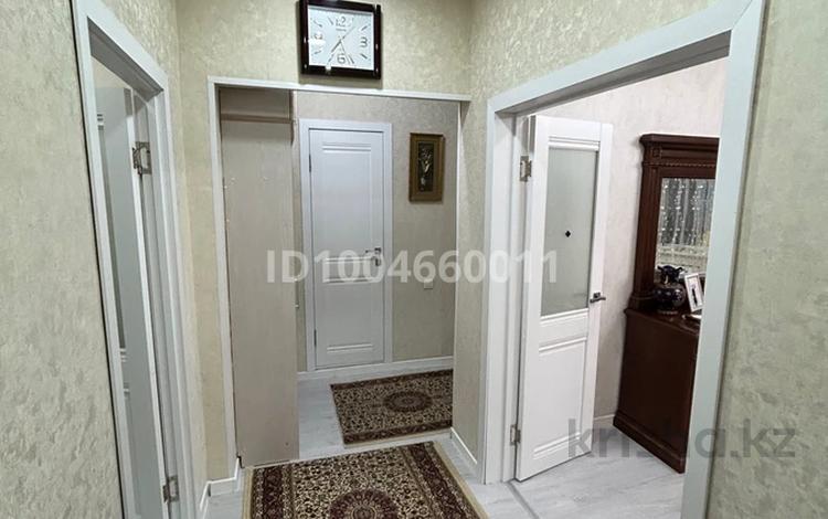2-бөлмелі пәтер · 54 м² · 2/3 қабат, Абая 95А, бағасы: 20.5 млн ₸ в Жезказгане — фото 2