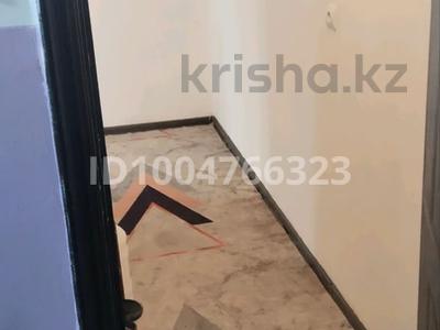 3-комнатная квартира · 50 м² · 2/5 этаж, мкр 5 за 130 000 〒 в Актобе