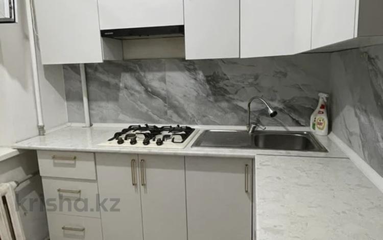 1-бөлмелі пәтер · 50 м² · 1/5 қабат, Акбулак ш/а. 7 — Напротив Бокс сарайы, бағасы: 100 000 ₸ в Таразе, мкр Акбулак — фото 2