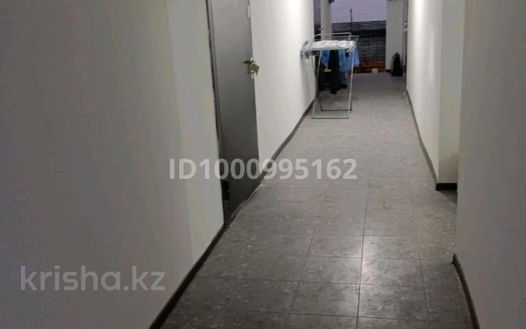1-комнатная квартира · 30 м², мкр Саялы 29 — Мектеп автоцоннын жанында за 130 000 ₸ в Алматы, Алатауский р-н — фото 2