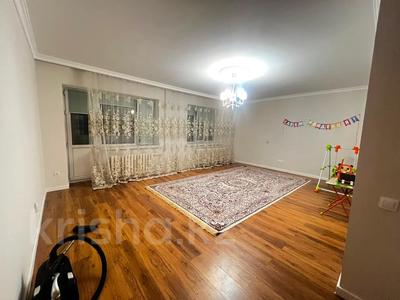3-комнатная квартира · 120.4 м² · 2/9 этаж, Иманбаева — Иманова Золотой квадрат за 49 млн ₸ в Астане, р-н Байконур