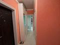 2-бөлмелі пәтер · 56 м² · 7/10 қабат, мкр Юго-Восток, Сарыарка 6 — Сарыарка Строителей, бағасы: 26.9 млн ₸ в Караганде, Казыбек би р-н — фото 4