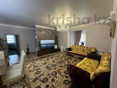 4-бөлмелі пәтер · 145 м² · 10/14 қабат, Самал-3 ш/а., бағасы: 163 млн ₸ в Алматы, Медеуский р-н