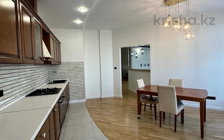 3-комнатная квартира · 170 м² · 5/10 этаж, Аль-Фараби 47 за 670 000 ₸ в Алматы, Бостандыкский р-н — фото 48
