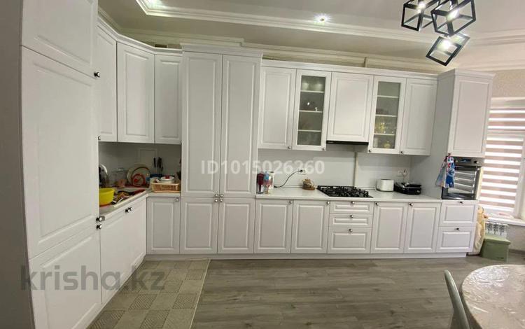 3-бөлмелі пәтер · 95 м² · 2/4 қабат, жемчужина 1, бағасы: 28.5 млн ₸ в Актау, мкр Приморский — фото 2