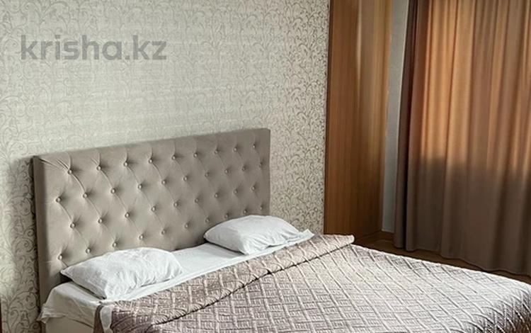 3-бөлмелі пәтер · 120 м² · 12/18 қабат, Кошкарбаева 10 — Мечеть Хазрет Султан и Посольства Америки и ОАЭ, бағасы: 30 000 ₸ в Астане, Алматы р-н — фото 2