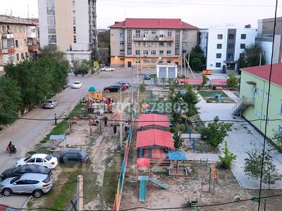 2-комнатная квартира · 60 м² · 5/5 этаж, мкр Центральный, Мкр. центральный 4 за 150 000 〒 в Атырау