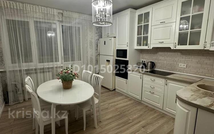 2-комнатная квартира · 88 м² · 17/17 этаж, Жандосова 144/1 за 54 млн ₸ в Алматы, Ауэзовский р-н — фото 2