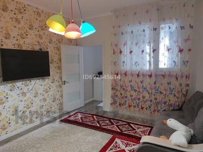 3-бөлмелі пәтер, 90 м², 6/9 қабат, 17-й мкр 46, бағасы: 35 млн 〒 в Актау, 17-й мкр