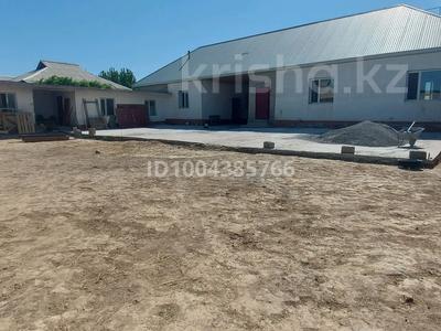 Жеке үй · 10 бөлме · 200 м² · 8 жүзд., Жайлау ш/а, бағасы: 35 млн ₸ в Шымкенте, Абайский р-н