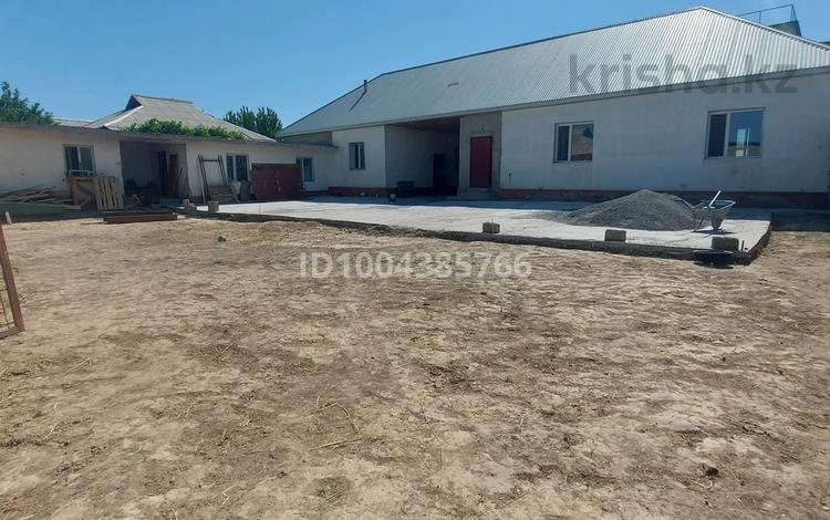 Отдельный дом · 10 комнат · 200 м² · 8 сот., мкр Жайлау за 35 млн ₸ в Шымкенте, Абайский р-н — фото 2