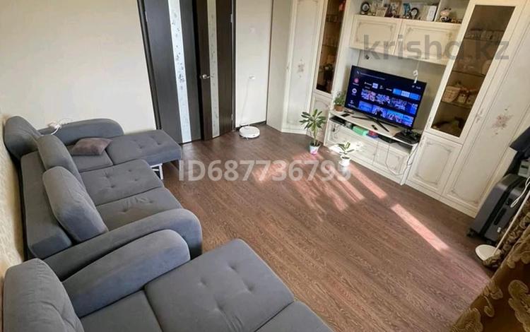 2-бөлмелі пәтер · 54 м² · 10/10 қабат, Степной 3 ш/а., Мкр Юго-Восток, мкр Степной 3 6/1, бағасы: 19.4 млн ₸ в Караганде, Казыбек би р-н — фото 2
