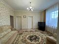 Часть дома · 3 комнаты · 75 м² · 8 сот., мкр Фёдоровка , Рыбалко 42 за 13.8 млн ₸ в Караганде, Казыбек би р-н