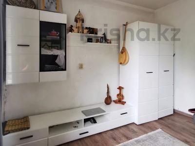 2-бөлмелі пәтер · 43.3 м² · 2/2 қабат, мкр Кемел (Первомайское), Мкр Кемел (Первомайское) есимхана — Остановка 9, бағасы: 21 млн 〒 в Алматы, Жетысуский р-н