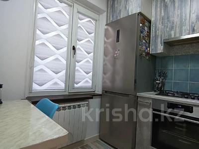3-бөлмелі пәтер · 60 м² · 1/5 қабат, Солодовникова, бағасы: 43 млн ₸ в Алматы, Бостандыкский р-н