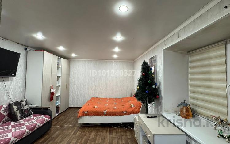 1-бөлмелі пәтер · 35 м², Первая линия 3, бағасы: 7 млн ₸ в Семее — фото 2