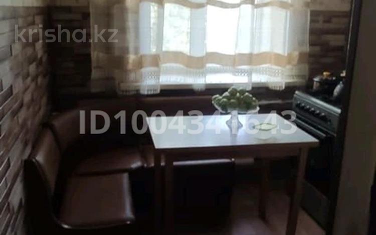 2-комнатная квартира · 43 м² · 2 этаж, Айтке би 43 за 7 млн ₸ в Хромтау — фото 2