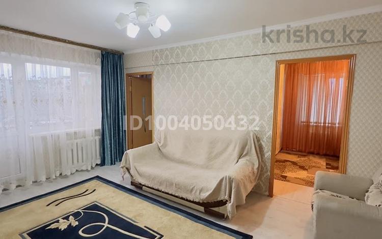 4-комнатная квартира · 56 м² · 3 этаж, Караменде би 76 — 7 школа за 140 000 〒 в Балхаше — фото 15