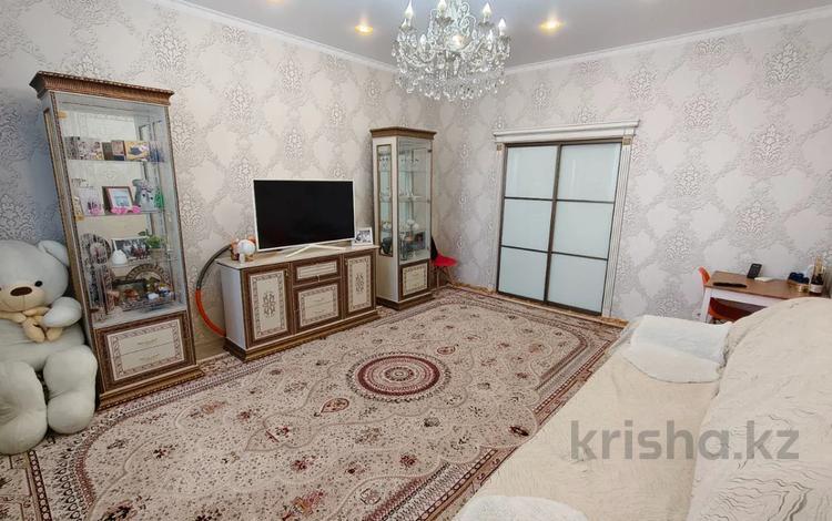 2-бөлмелі пәтер · 73.1 м² · 9/9 қабат, Камзина 41/1, бағасы: 40 млн ₸ в Павлодаре — фото 2