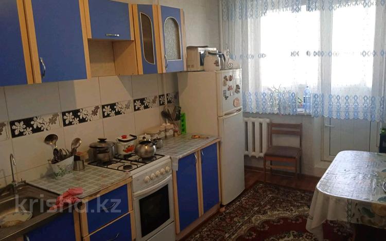 2-комнатная квартира, 64 м², 3/5 этаж помесячно, Уалиханова за 130 000 〒 в Талдыкоргане — фото 2