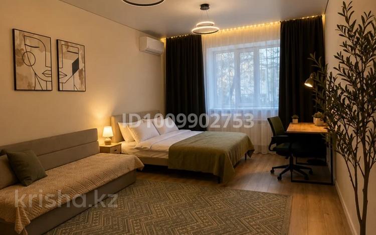 1-комнатная квартира · 75 м² · 1 этаж, Молдавская 2/1 — Центр , ОУР командировочные документы за 25 000 ₸ в Уральске — фото 8